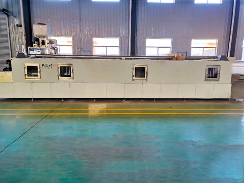 液晶玻璃光學(xué)超聲波清洗機(jī)設(shè)備有什么特點(diǎn)？